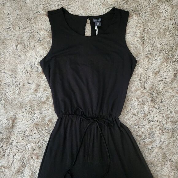 Paraphrase Wide Leg Sleeveless Jumper Black‎ NWT Women's Size Medium - Picture 2 of 10